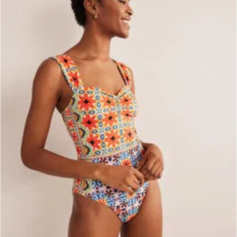 Never Worn Boden Pleated Sweetheart Swimsuit